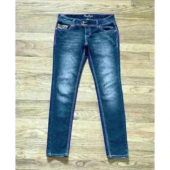 Amethyst Jeans women's size 5 Low-Rise skinny denim stretch - Picture 2 of 9